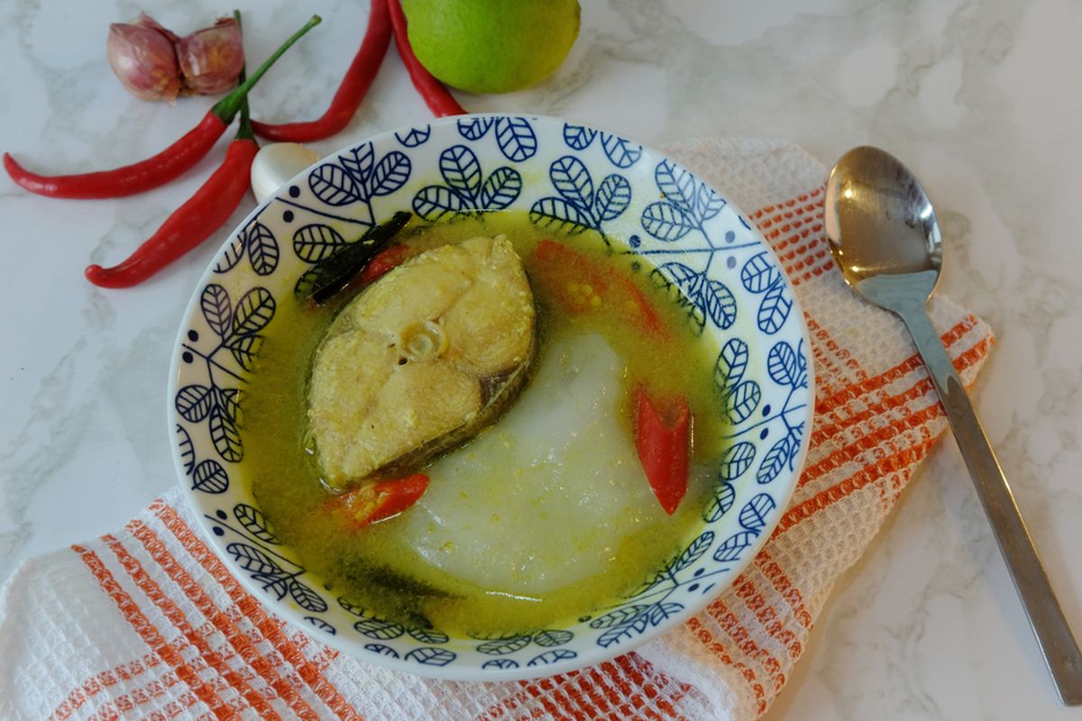 Papeda dan Ikan Kuah Kuning